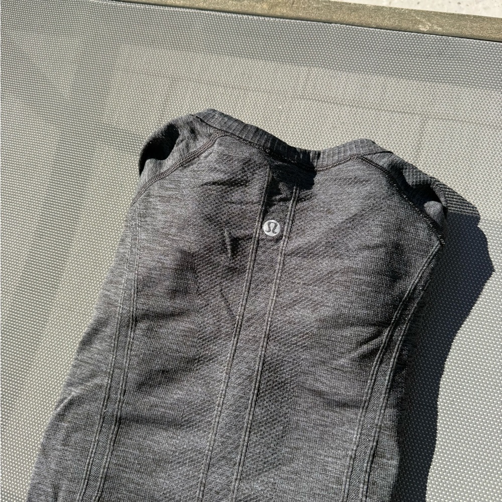 Lululemon Black Short Sleeved Swiftly Tech
